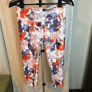Floral Capri Leggings in Red, Purple, Gray
